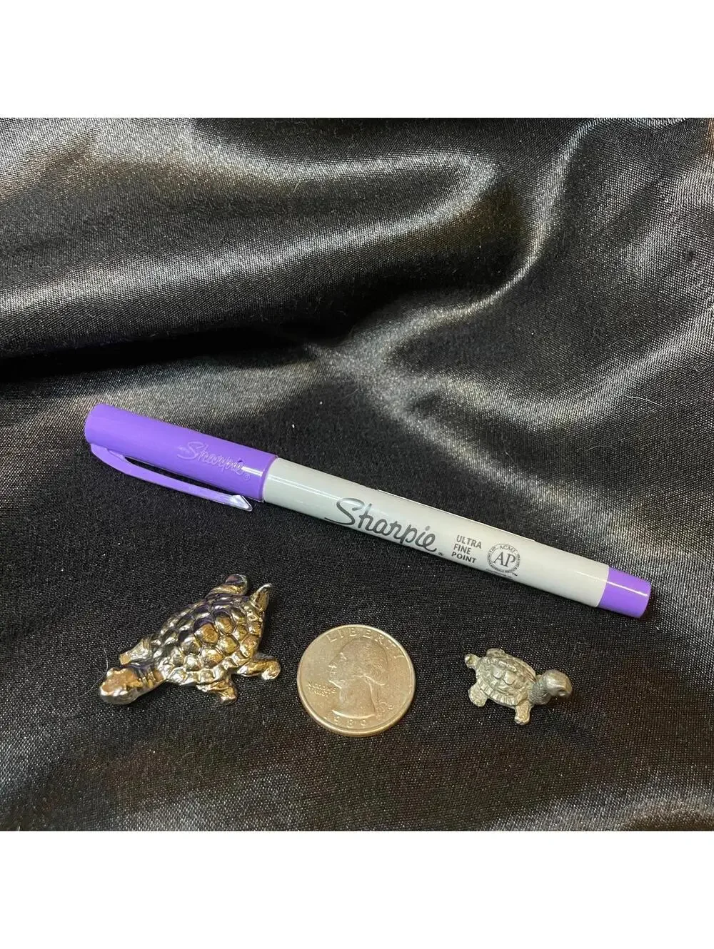 Pewter turtle pair